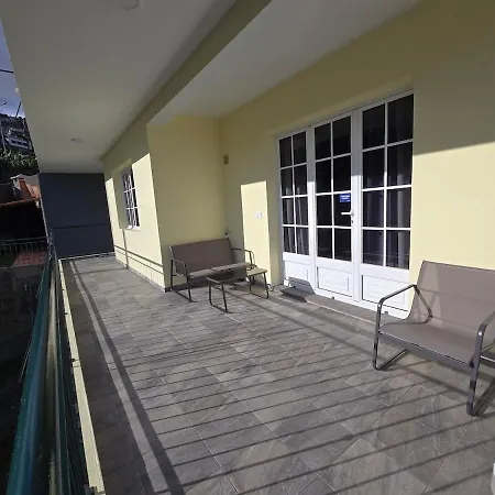 Autonomia House I * Câmara de Lobos